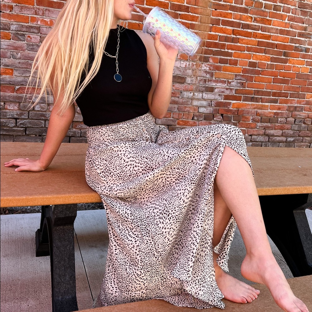 Spotted Flowy Maxi Skirt